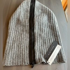 Elie Tahari 100% Cashmere Zip Up Hood NWT
